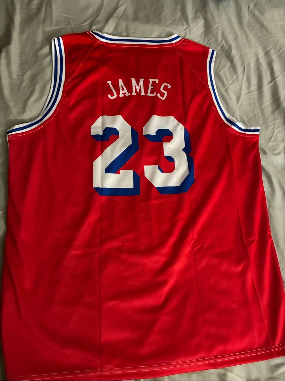 LeBron James ‘Phila’ Philadelphia 76ers Red Jersey XL BRAND NEW!!